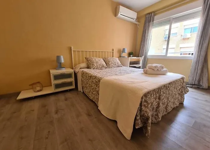 Dos Torres Frodo - Parking Privado Gratis 사라고사